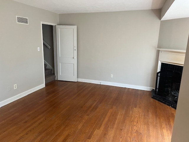 Living Room - 1212 W Murdock St