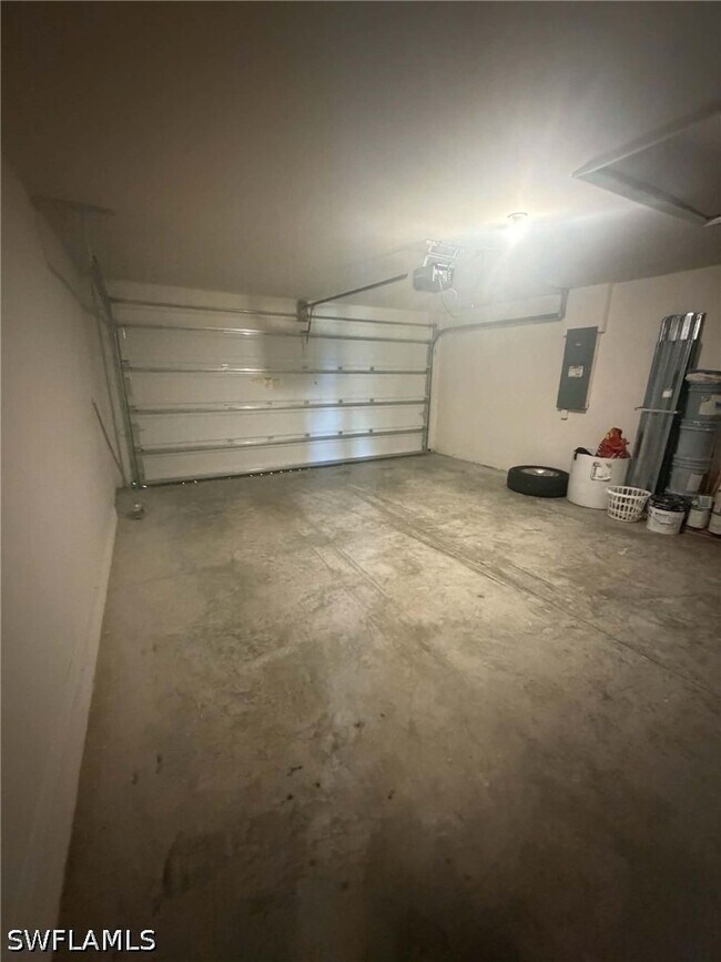 513 Ella Jean Pl