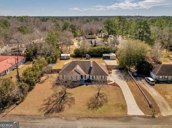Photo - 104 Ellison Ln