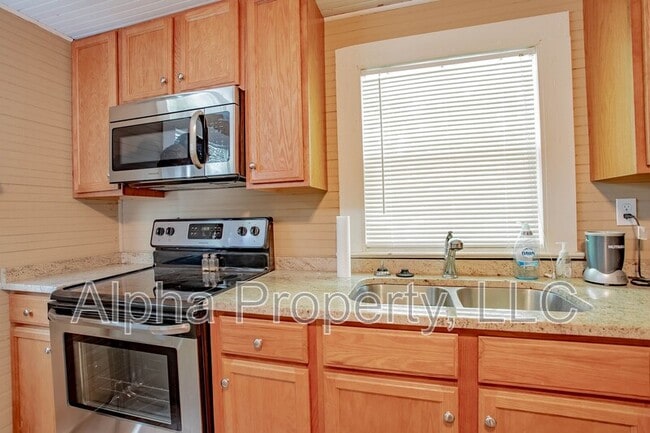 109 Tubbs Mountain Rd