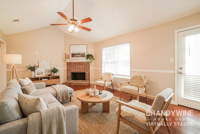 Photo - 6490 Saddleback Cir