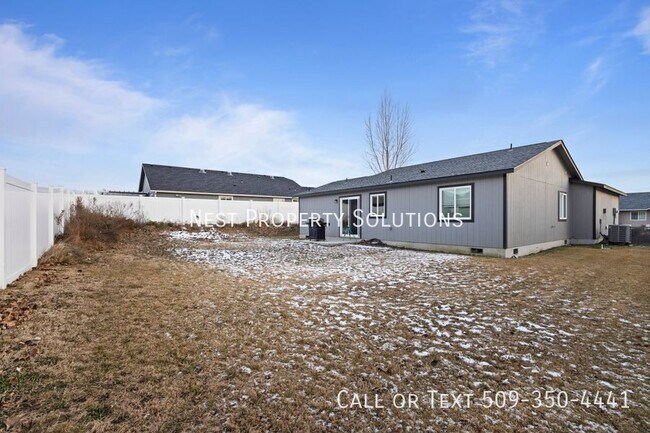 Photo - 413 S Trillium Wy