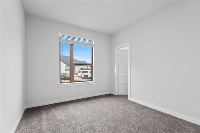 Photo - 718 Parkside Dr