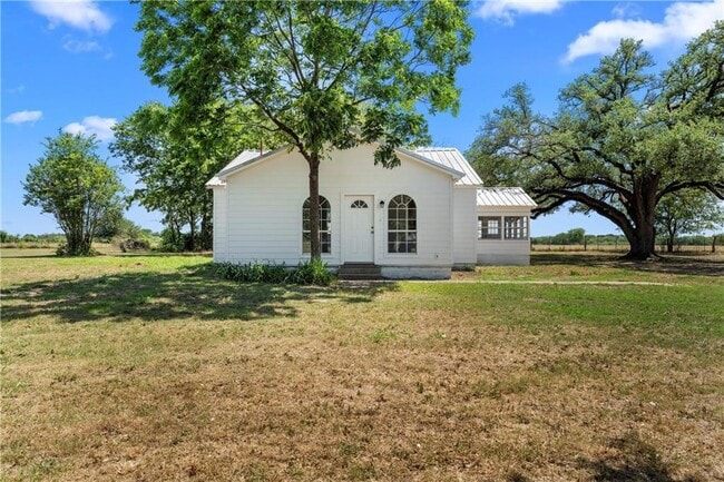 Building Photo - Charming Remodeled Home on Half an Acre in...