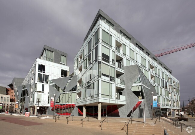 Primary Photo - Museum Residences