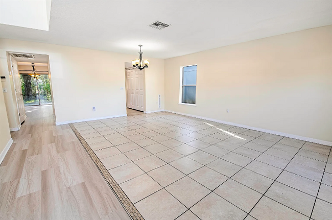 Photo - 120 King Arthur Ct House