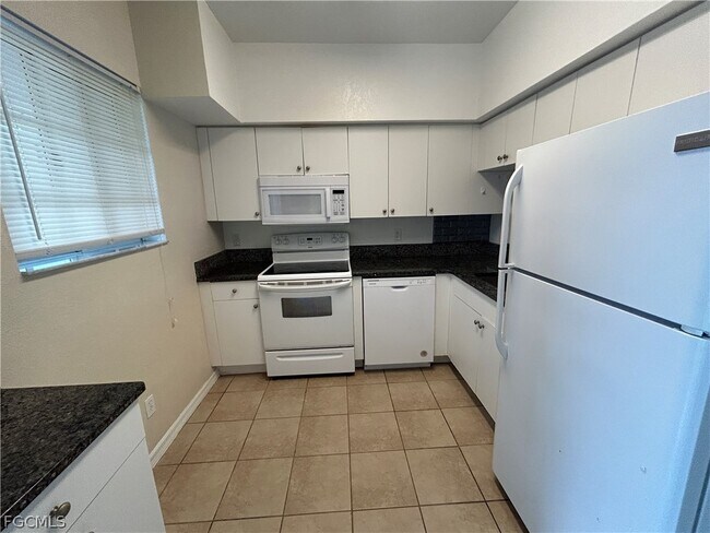 Photo - 8342 Bernwood Cove Loop Unit 801