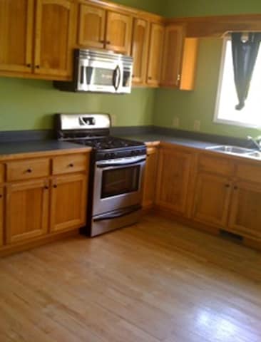 Photo - 193 Marlin St