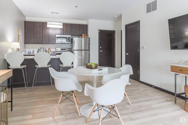 1HAB, 1BA - City Scape 1B - The Capitol District Apartments