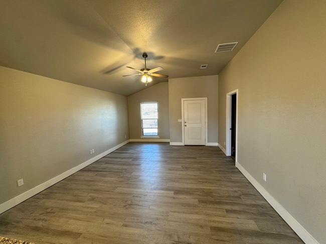 Photo - 1116 Rustler Ave