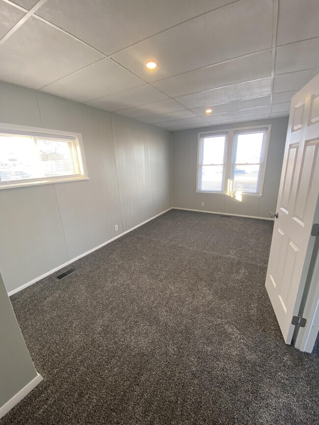 Photo - 1301 S Main St