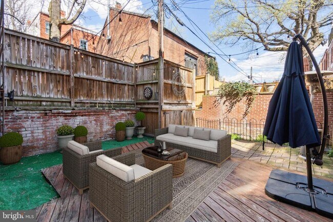 Building Photo - 1747 18th St NW Rental