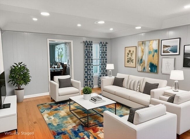 Building Photo - 221 Trenton St Unit 1