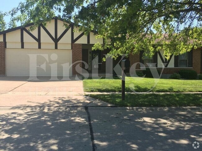Building Photo - 15426 Cousteau Dr Rental