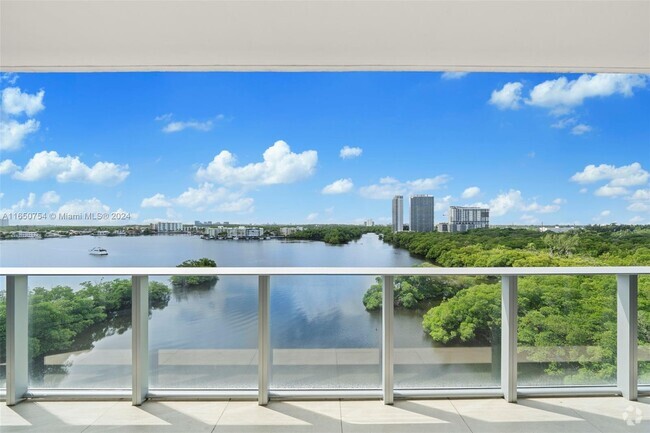 Building Photo - 17111 Biscayne Blvd Unit 806 Rental