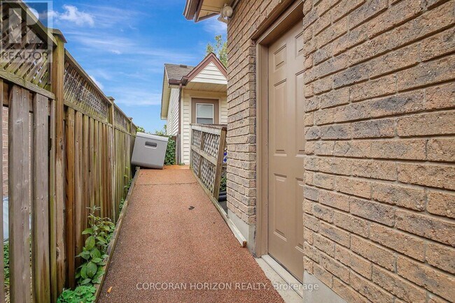 Photo - 43 Holm St