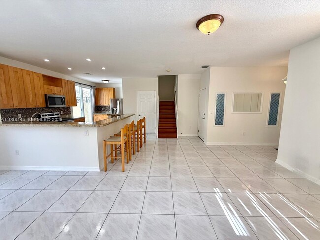 Building Photo - 1355 NW 154th Ln