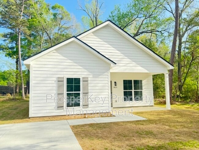 Building Photo - 3825 Mulberry Dr