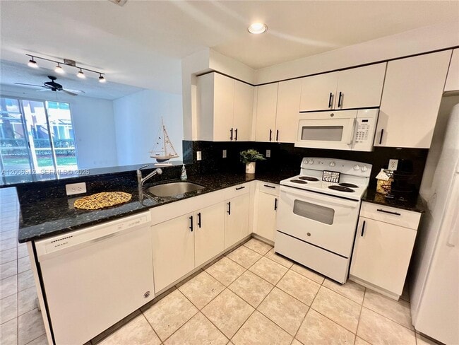 Photo - 1387 Barcelona Way