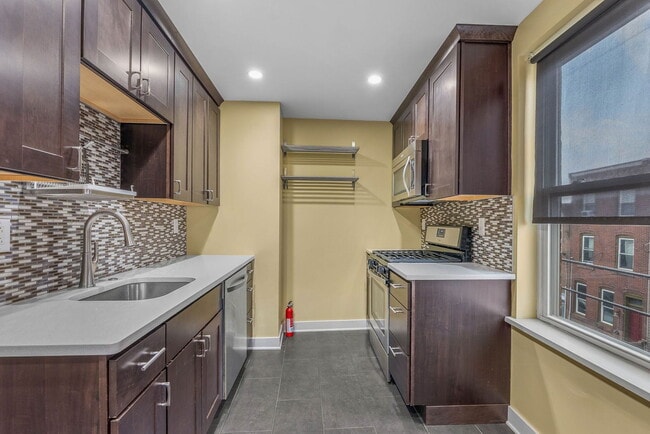 Photo - 1183 S 13th St