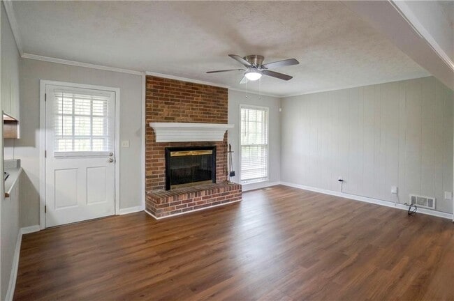 Photo - 1802 Driftwood Pl