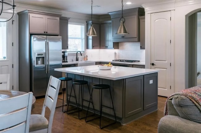 Photo - 5038 Greenstone Way