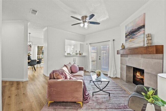 Photo - 617 Prairie Ln