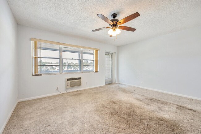 Photo - 179 Northampton I Rental