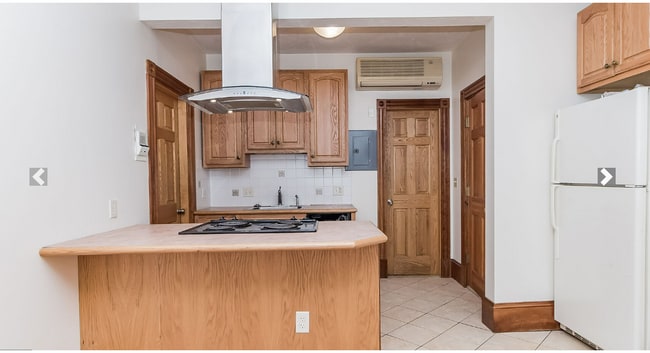 Photo - 100 Myrtle St