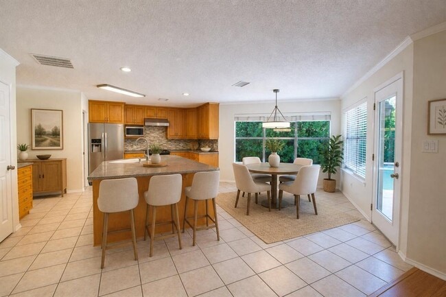 Photo - 7604 Napier Trail