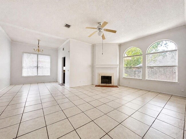 Photo - 1903 Balsam Way