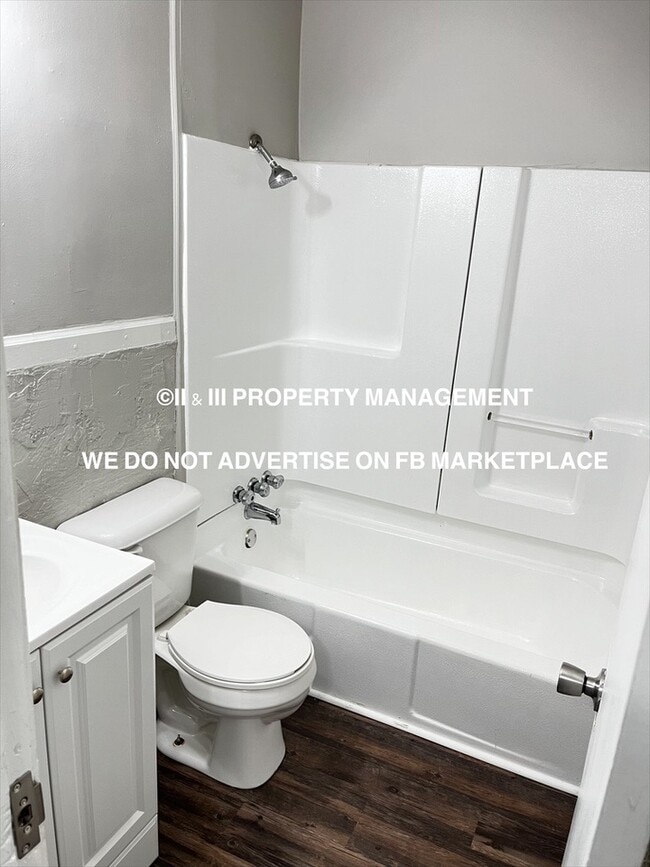 Photo - 110 S Annie St