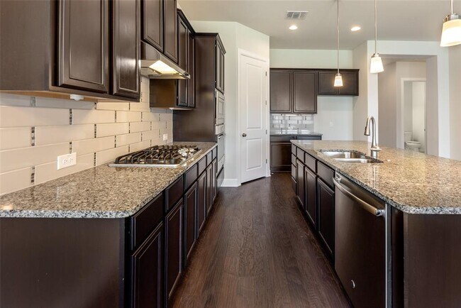 Photo - 3043 Hidalgo Loop