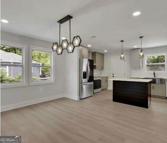 Photo - 1435 Richland Rd SW