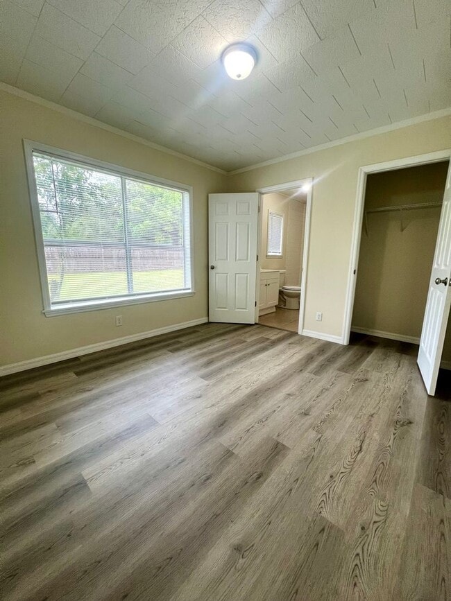 Photo - 3 Bed, 2 Bath FOR RENT- South Zepyhrhills