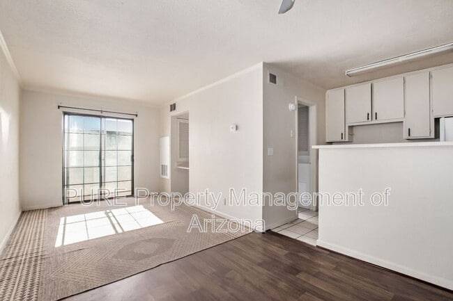 Photo - 810 E Colter St Unidad #16 Rental