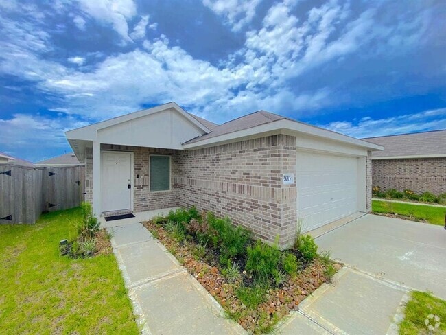 Building Photo - 21015 Longeni Dr Rental