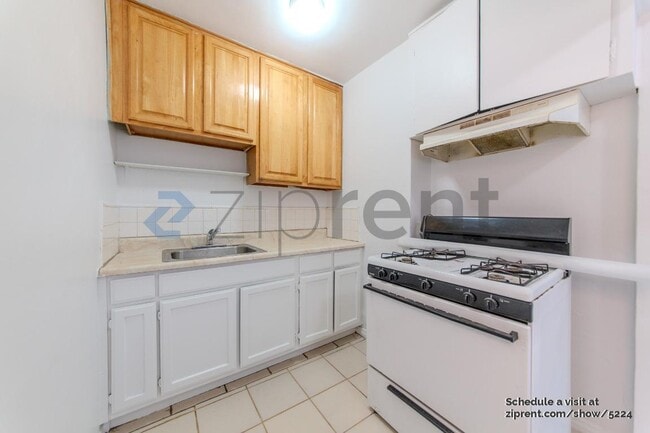 Photo - 6308 Whittier Blvd