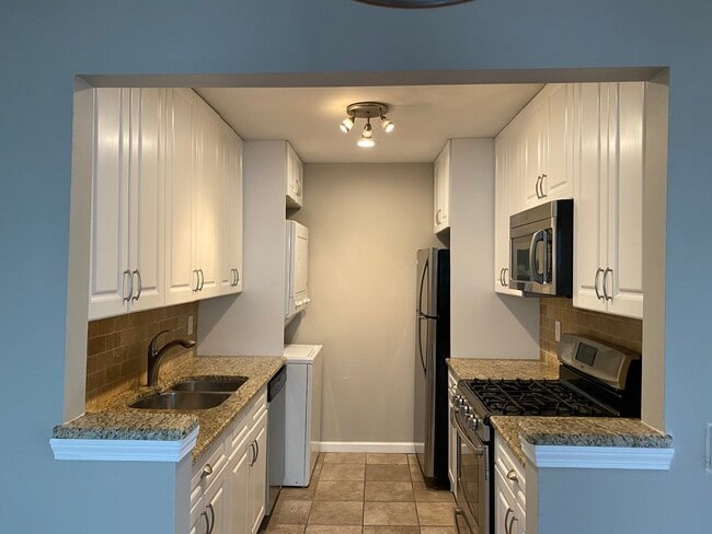 Photo - 20 Hillside Terrace Unit G