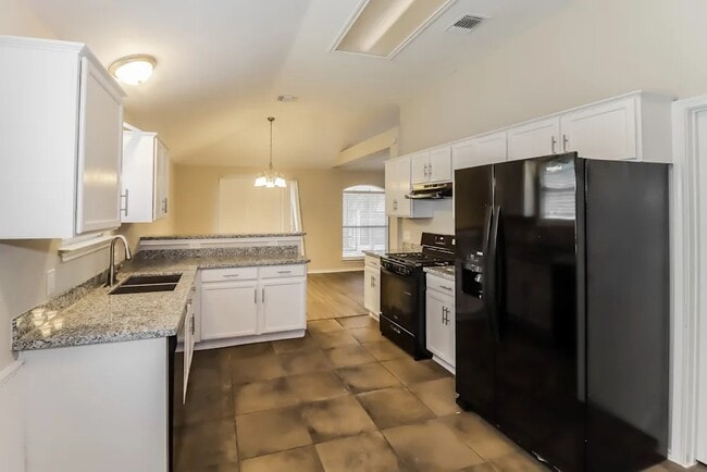 Photo - 2612 Hill Street Cove