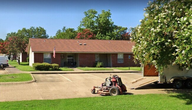 Photo - 2701 Stanberry Dr Unit #2701