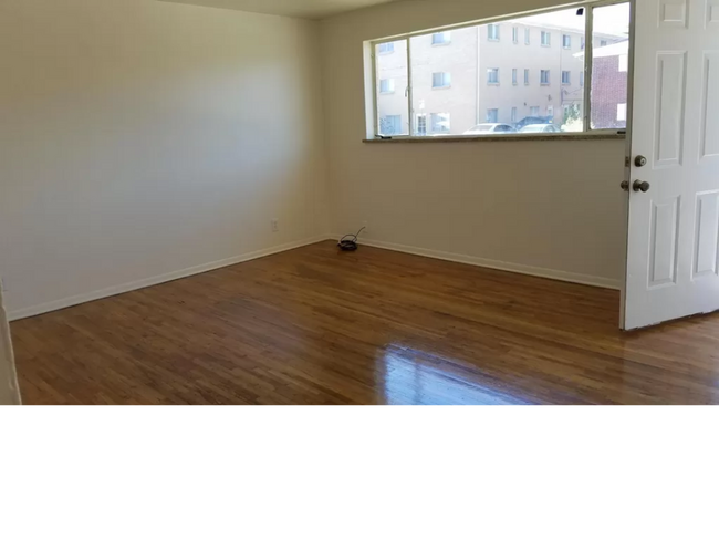 Photo - 5564 S Grant St Unit 5564