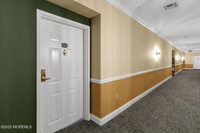 Photo - 325 Regency Pl