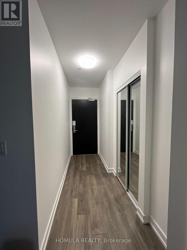 Photo - 159 Wellesley St E Unité 303