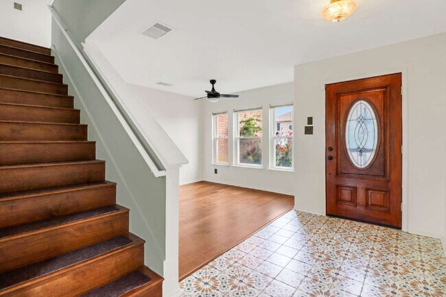 Photo - "Discover Your Dream Home: Spacious 3-Bedroom Oasis with Granite Elegance in San Antonio!"