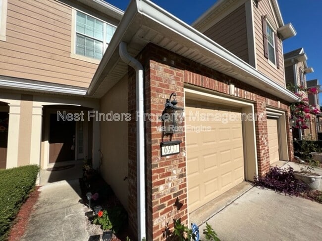 Photo - 6937 Woody Vine Dr Townhome