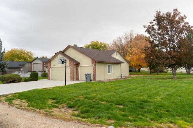 Photo - 3305 Kaden Ln