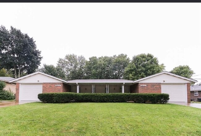 Building Photo - 11 Blackwell Ct Unit Duplex