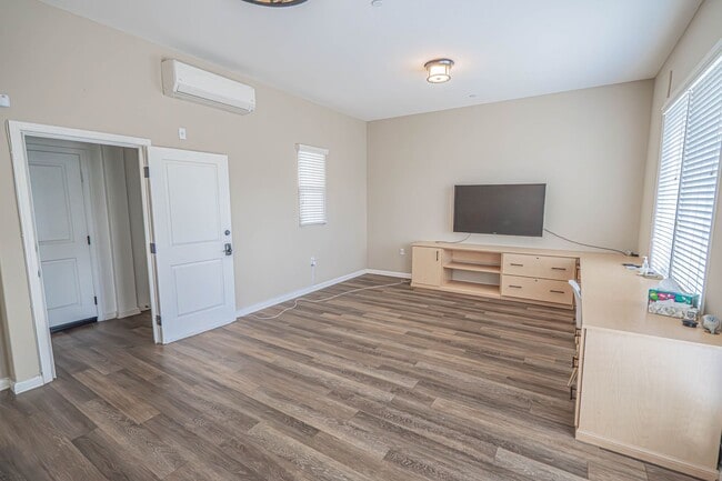 Photo - Unique 4-Bedroom, 3-story Live/Work Townhouse in the lushly landscaped Villa Metro Community!