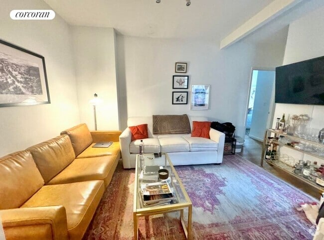 Building Photo - 1229 1st Ave Rental